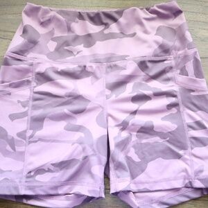 Yogalicious Luxe size M with pockets